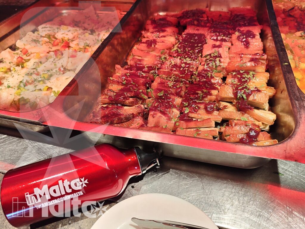 Salini Resort - Tranci di pizza assortita Tranci di pizza assortita disponibili al buffet del Salini Resort